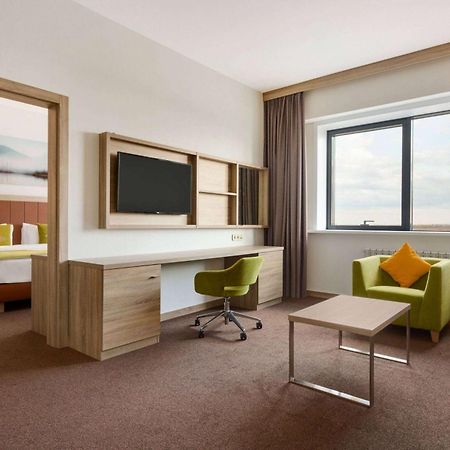 Wyndham Garden Astana Ξενοδοχείο Εξωτερικό φωτογραφία