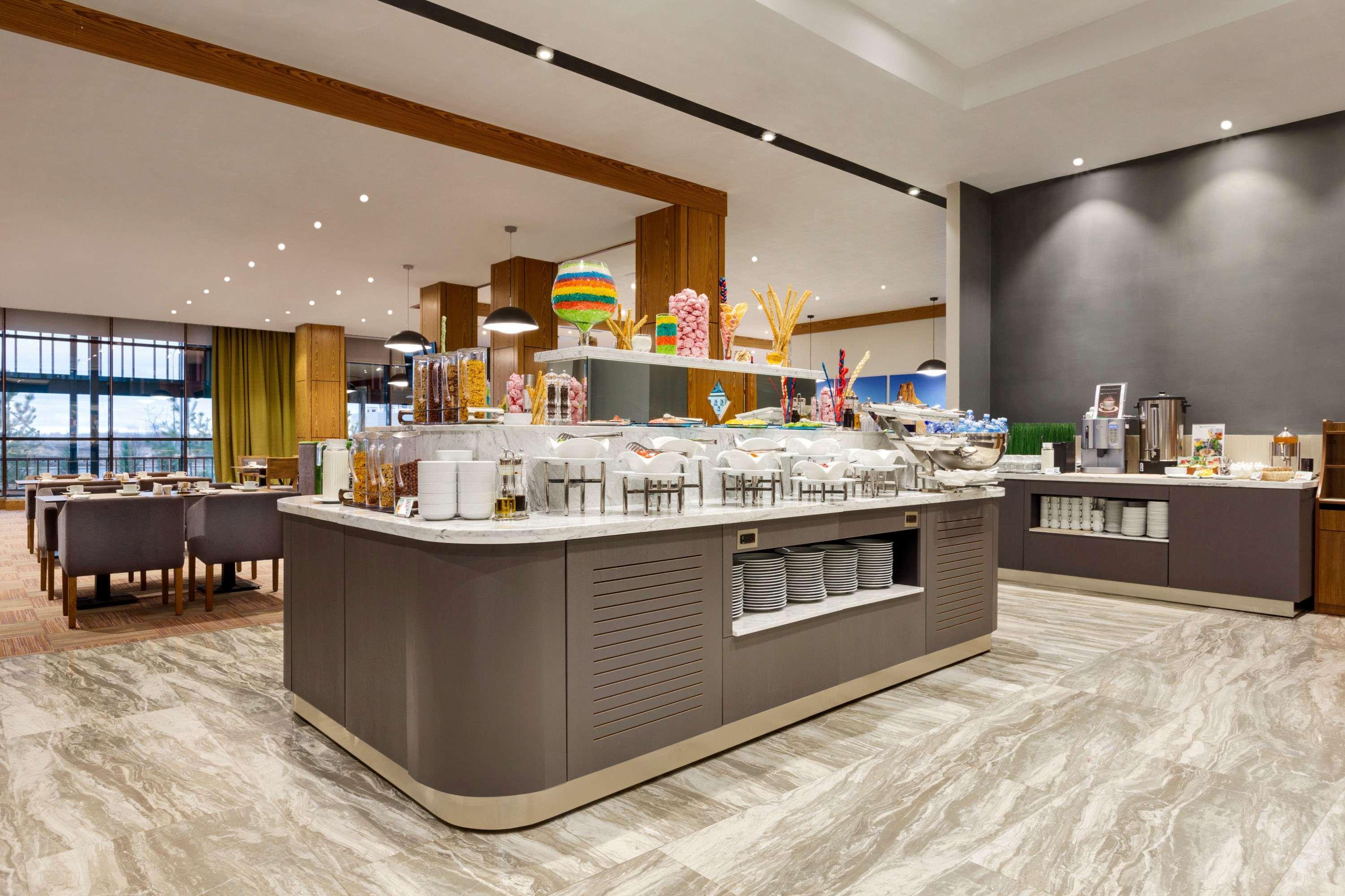 Wyndham Garden Astana Ξενοδοχείο Εξωτερικό φωτογραφία